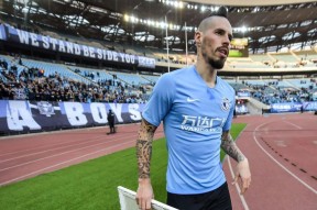 开云体育平台 -加时末段那不勒斯备战亚冠，队长鼓劲细节曝光，态度坚定，训练强度明显提升(那不勒斯欧联杯冠军)