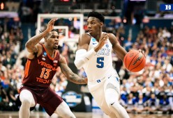 开云娱乐平台 - 淘汰赛巅峰对决！庐州火狐队惊险晋级燕山青龙队，高尔夫赛场再起波澜；新人首发惊艳