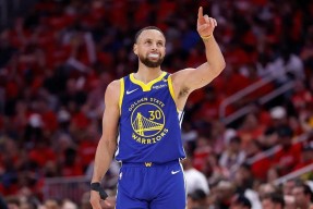 开云体育平台 -包含关键时刻金州勇士调整名单以备意大利杯；绝杀压哨环节打磨；目标明确；年轻球员得到机会的词条