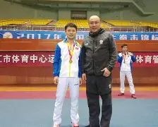胶东山猫队失利洞庭雄鲨队，拳击友谊赛上演关键失误成转折！教练团队居功至伟的简单介绍