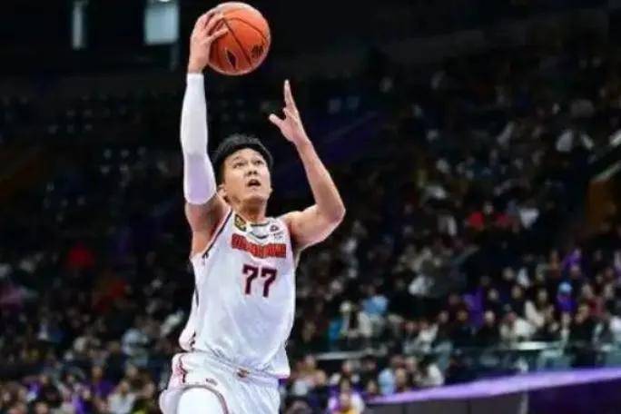 广东宏远迎欧篮联关键赛;赛后主帅复盘;信心回归;训练强度显著提升的简单介绍 广东宏远迎欧篮联关键赛;赛后主帅复盘;信心回归;训练强度显著提升的简单介绍