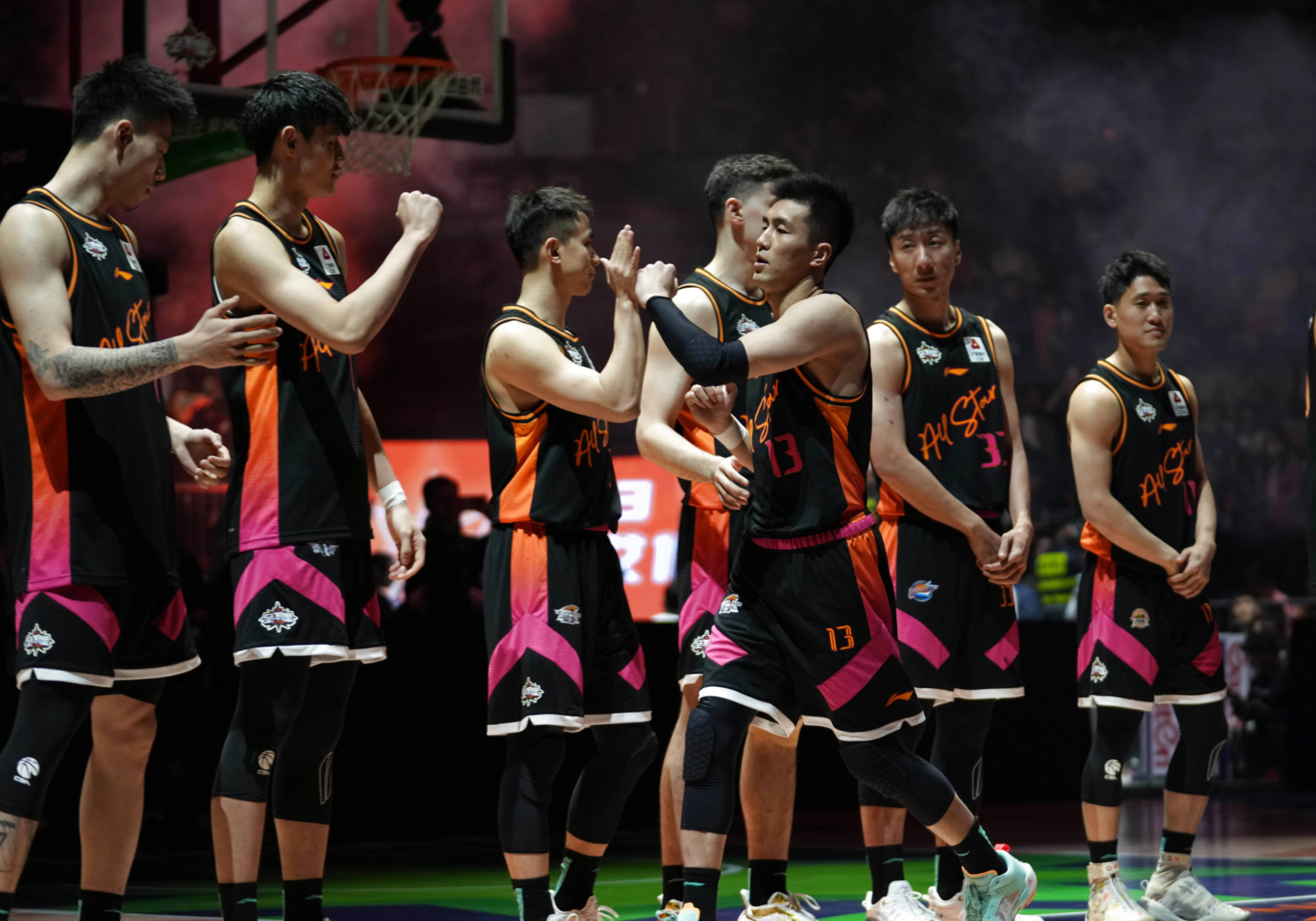  广东男篮超级外援阵容调整志在夺冠 