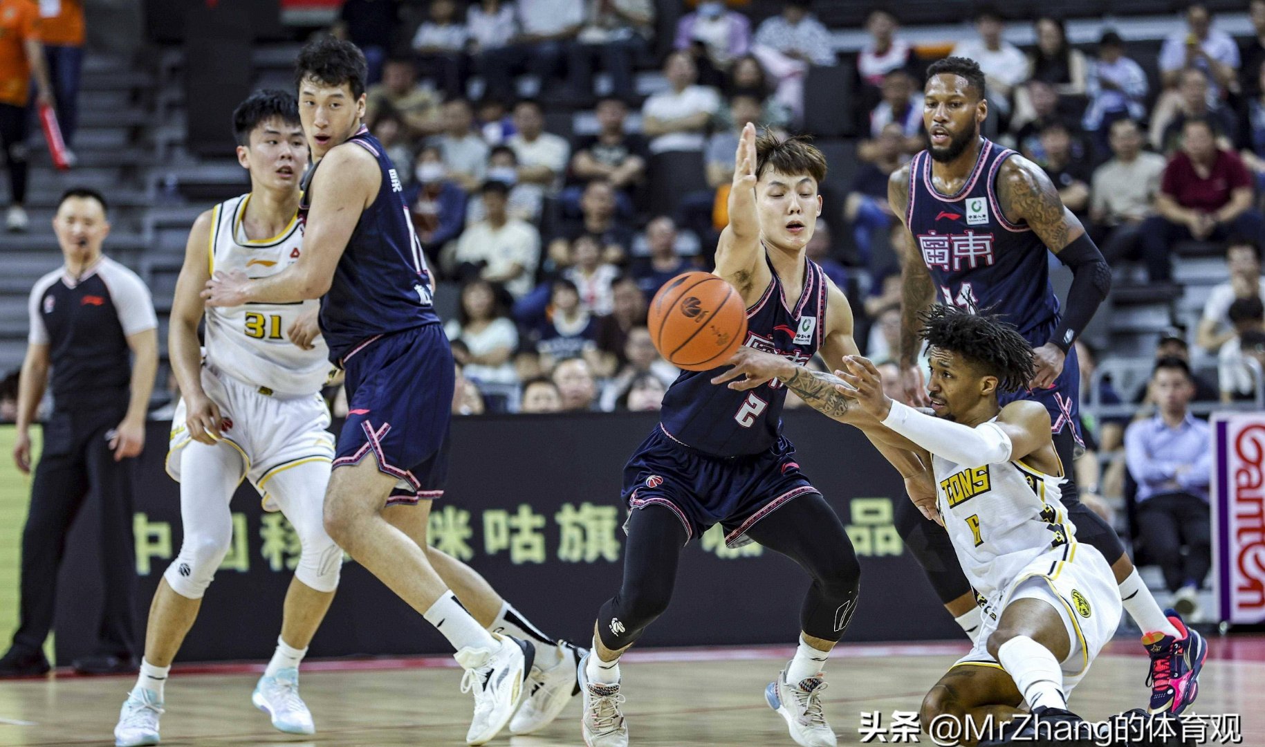 CBA季后赛国际比赛日走向成谜，北京国安刷新队史纪录，悬念犹存，阵容厚度经受考验的简单介绍